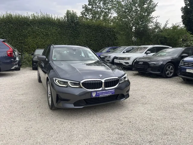 BMW 320 d xDrive Advantage