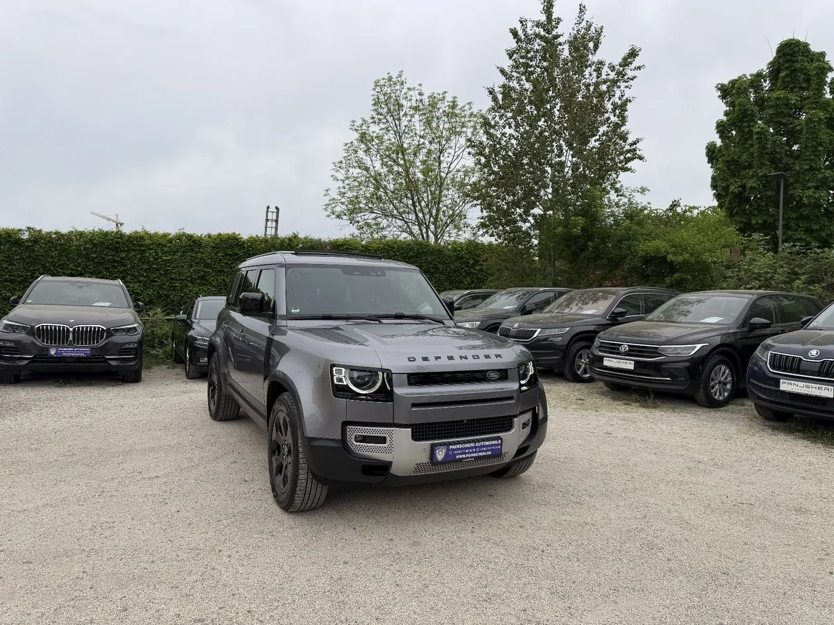 Land Rover Defender 110 SE