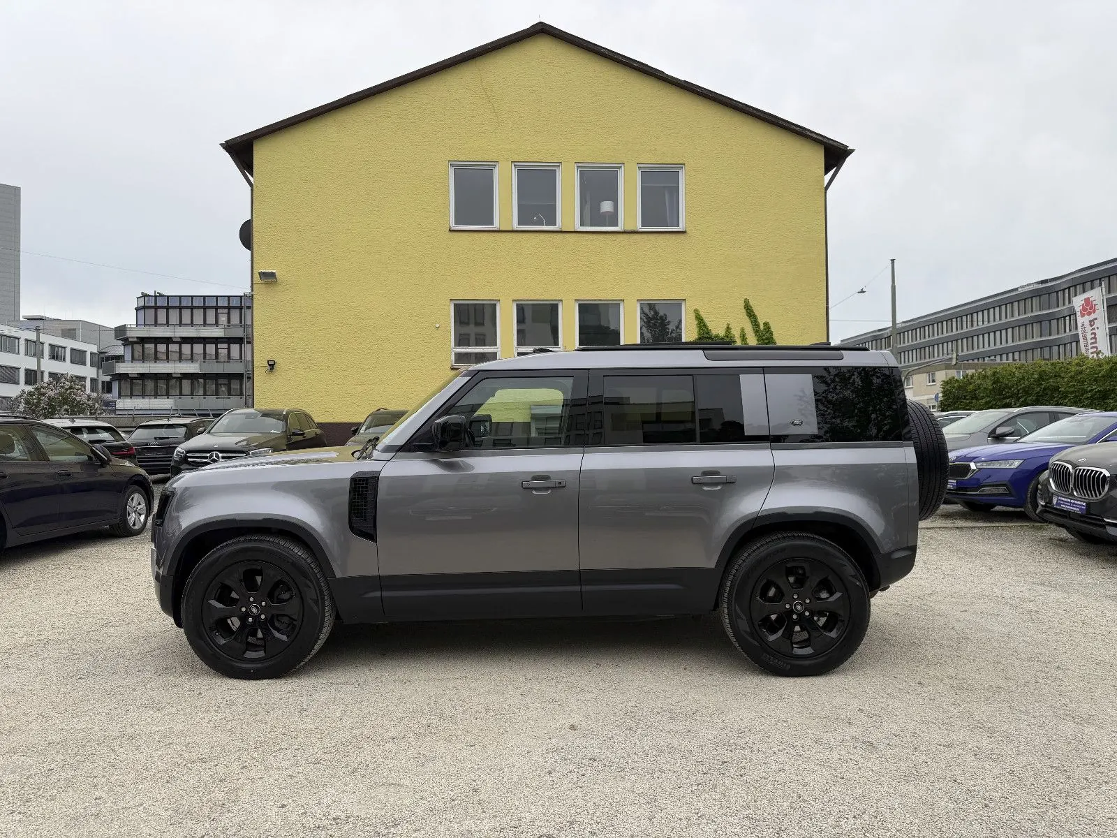 Land Rover Defender 110 SE — weitere Ansicht