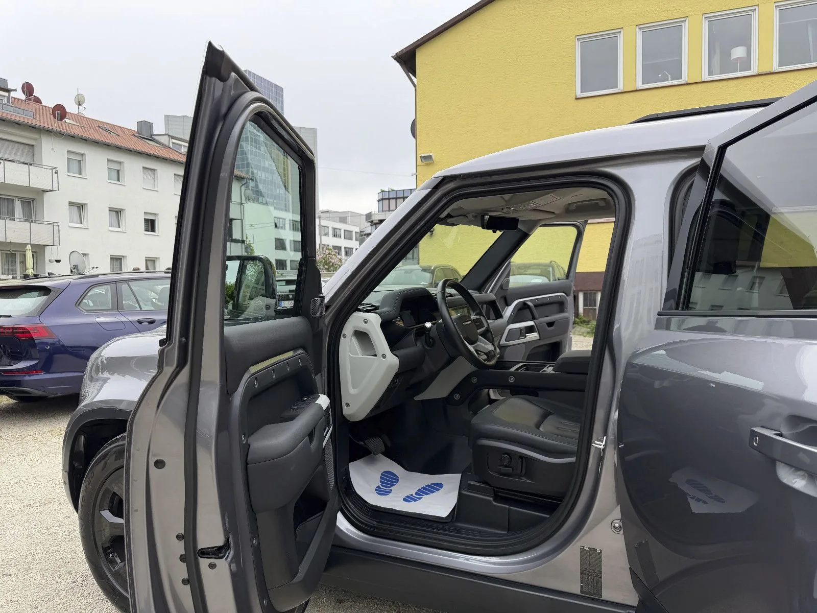 Land Rover Defender 110 SE — weitere Ansicht