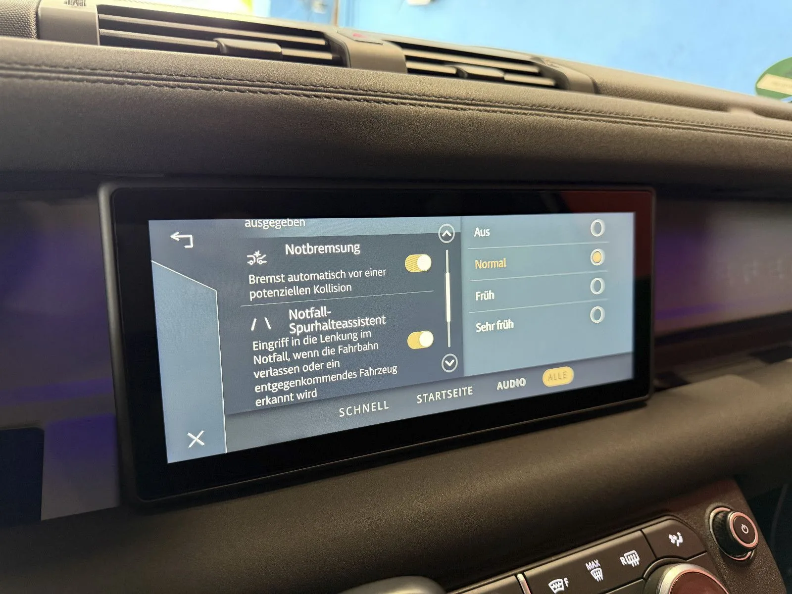 Land Rover Defender 110 SE — weitere Ansicht