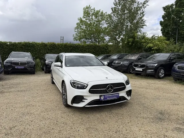 Mercedes-Benz E 220 d 4M AMG Line