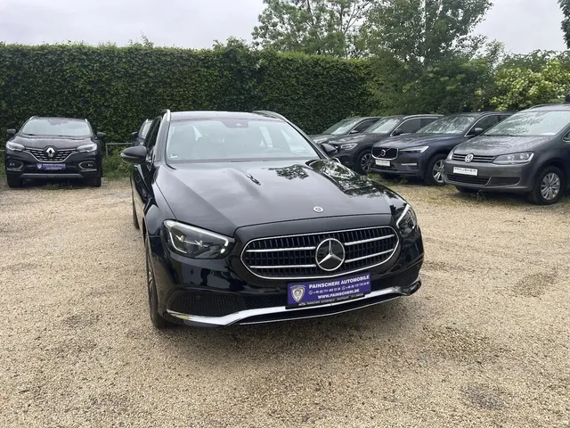 Mercedes-Benz E 220 d T Avantgarde