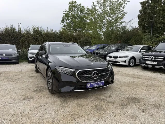 Mercedes-Benz E 220 d T Avantgarde