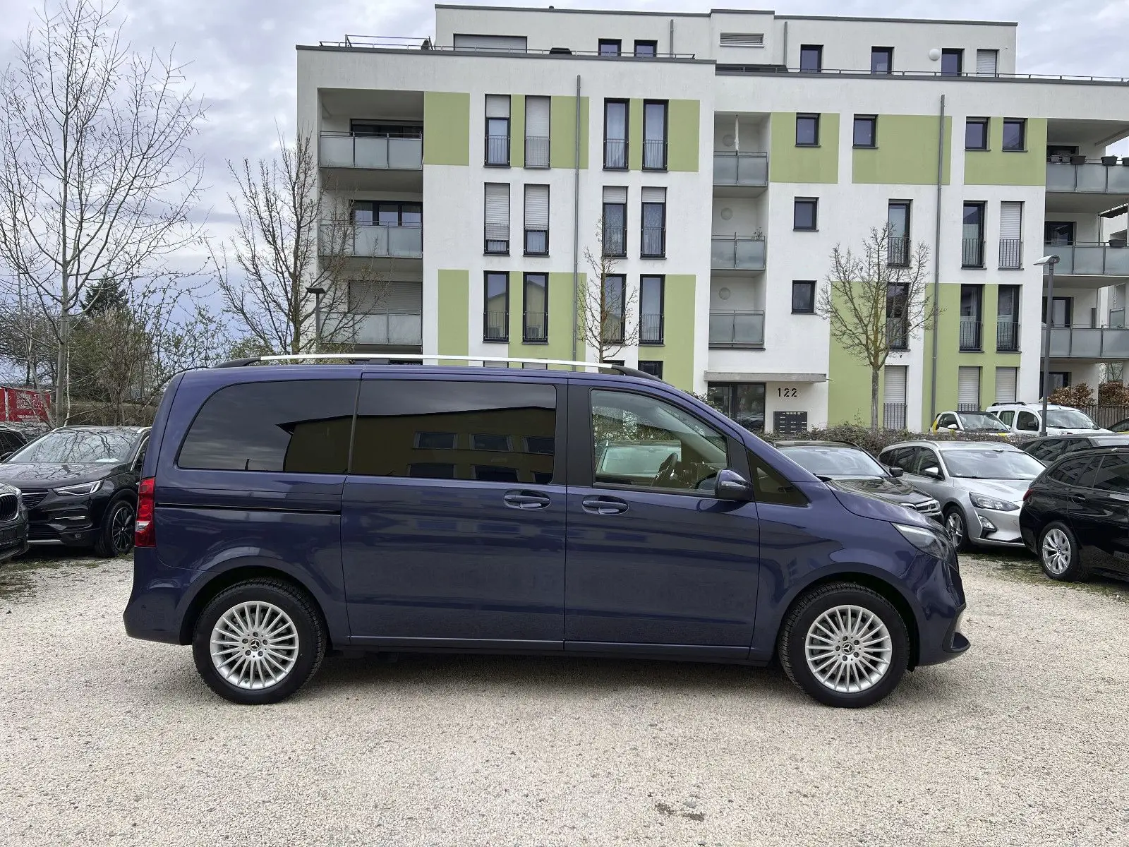 Mercedes-Benz V 220 d kompakt — weitere Ansicht