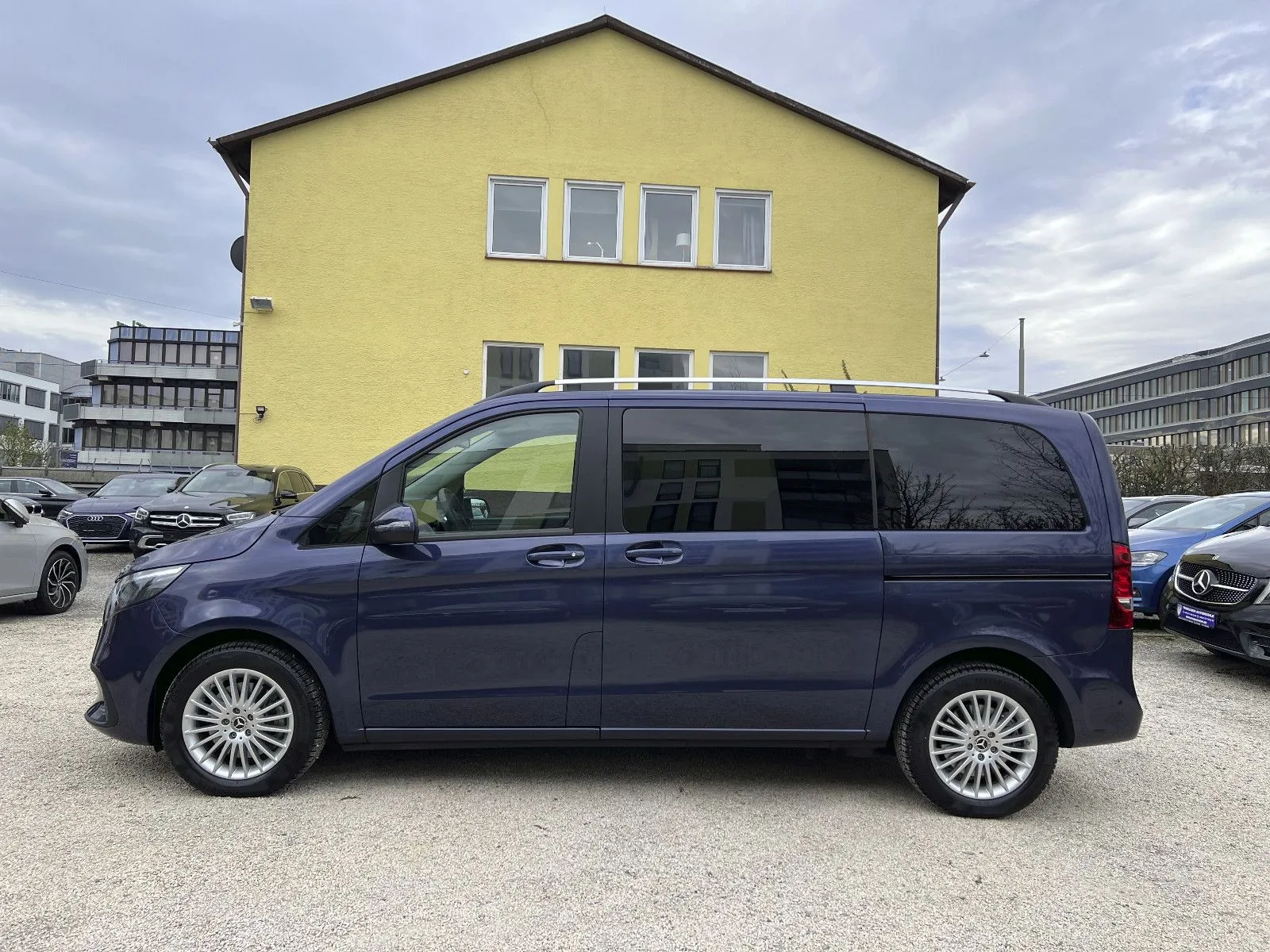 Mercedes-Benz V 220 d kompakt — weitere Ansicht