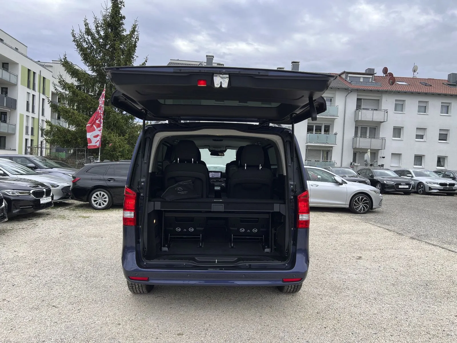 Mercedes-Benz V 220 d kompakt — weitere Ansicht