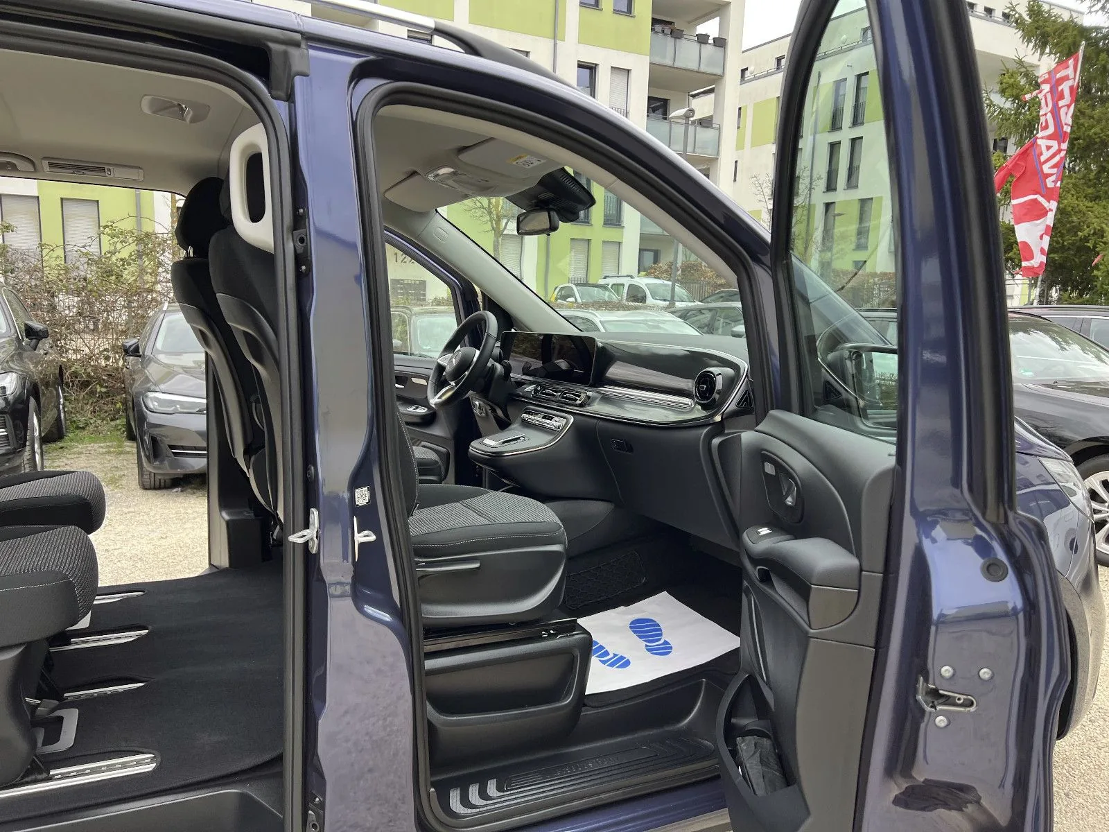 Mercedes-Benz V 220 d kompakt — weitere Ansicht